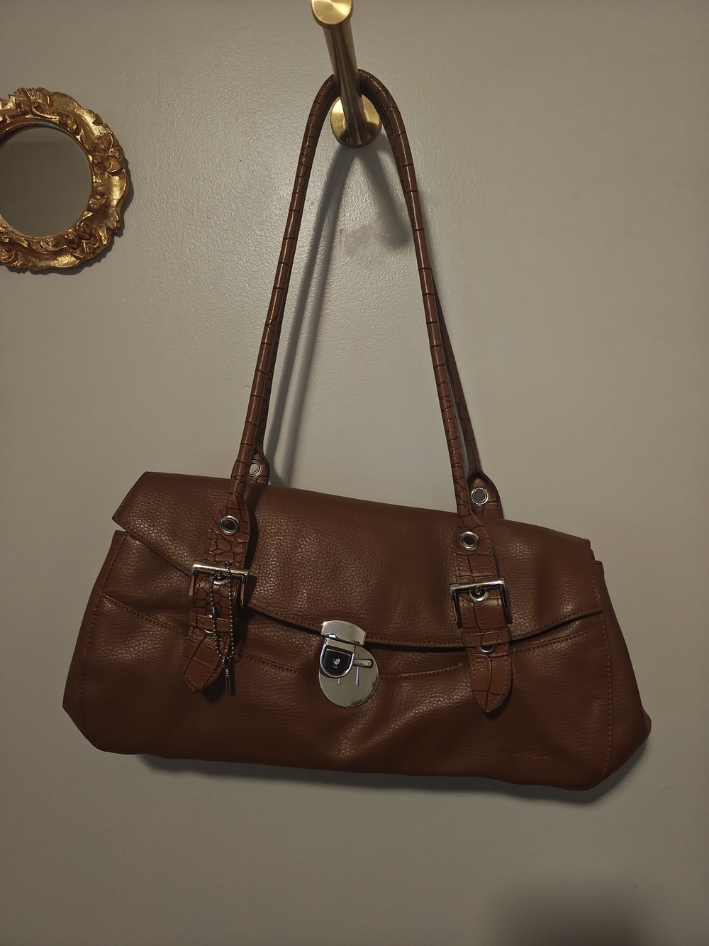 Classic Brown Leather Shoulder Bag with Silver Hardware